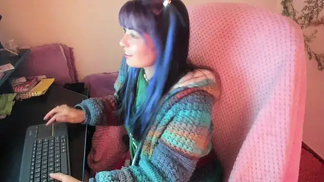 Snapshot of Sammysammy_ chatting on 10-20-25, 07:09 Sammysammy online show from 10-20-25, 07:09