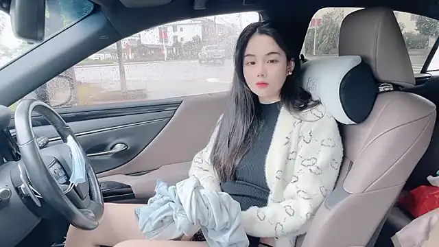 orla2021 online show from 10-21-25, 02:00