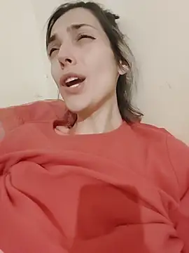 Snapshot of JoLeNe27 chatting on 03-13-26, 06:02 JoLeNe27 online show from 03-13-26, 06:02