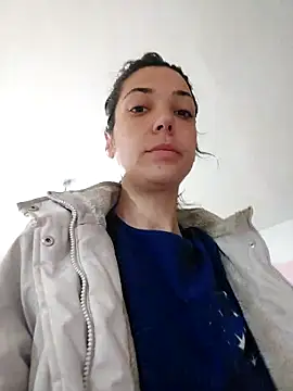 Snapshot of JoLeNe27 chatting on 04-11-26, 05:48 JoLeNe27 online show from 04-11-26, 05:48