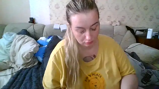Snapshot of Mandy_Belcher chatting on 07-16-26, 08:55 Mandy Belcher online show from 07-16-26, 08:55