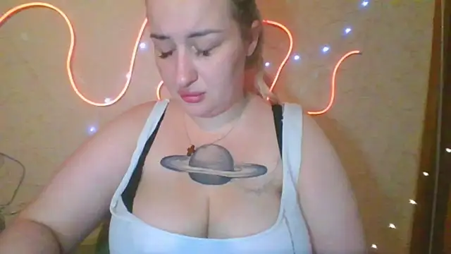 Snapshot of Mandy_Belcher chatting on 07-08-26, 05:13 Mandy Belcher online show from 07-08-26, 05:13