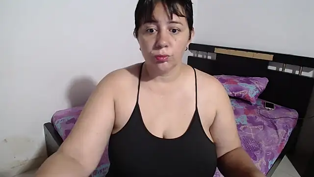 Snapshot of sexxy_ticki chatting on 11-24-25, 09:37 sexxy ticki online show from 11-24-25, 09:37