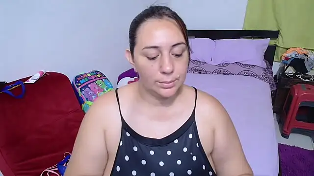 Snapshot of sexxy_ticki chatting on 12-15-24, 01:02 sexxy ticki online show from 12-15-24, 01:02