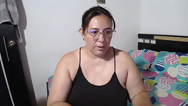 Snapshot of sexxy_ticki chatting on 09-24-25, 09:54 sexxy ticki online show from 09-24-25, 09:54