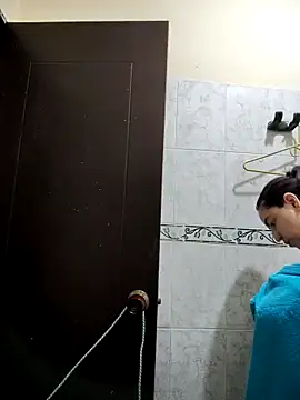 rosahills online show from 03-10-26, 09:02