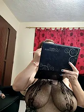 rosahills online show from 10-17-25, 07:22