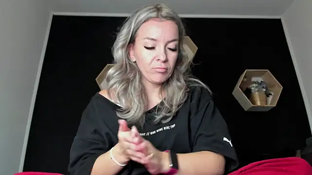 Alesys69 online show from 10-30-25, 11:45