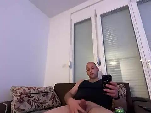 Flakka95 online show from 01-11-26, 04:19