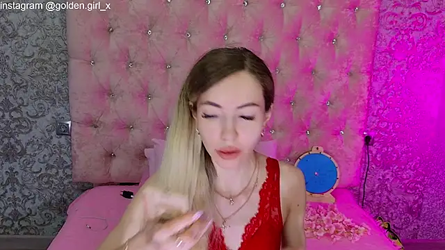 Akilla Queen online show from 04-21-26, 01:53