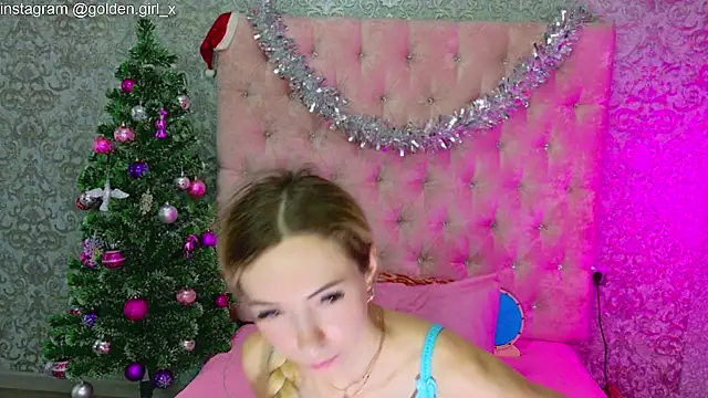 Akilla Queen online show from 12-20-25, 01:52