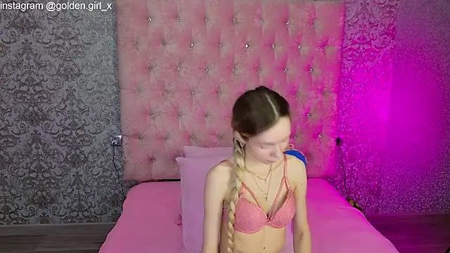 Akilla Queen online show from 04-08-26, 02:02