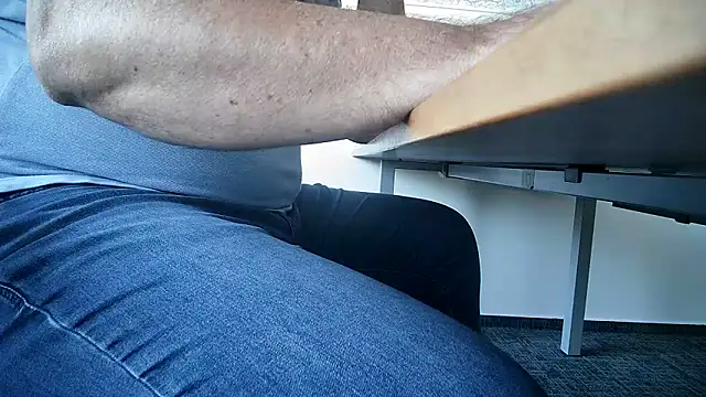 69bezfleku online show from 06-15-26, 06:46
