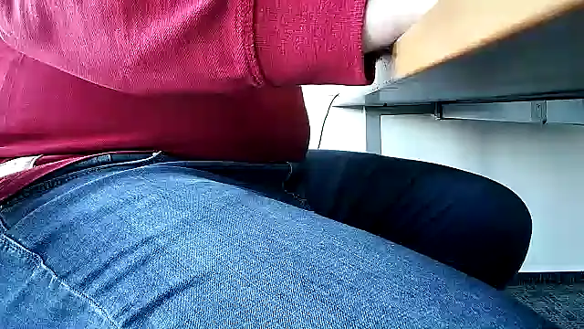 69bezfleku online show from 03-12-25, 07:35