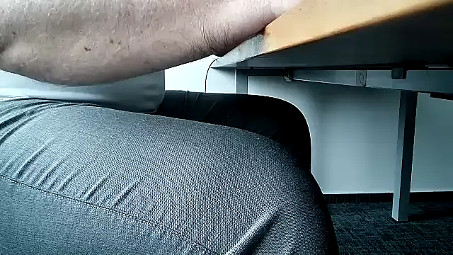 69bezfleku online show from 09-25-25, 10:10