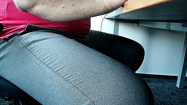 69bezfleku online show from 10-02-25, 06:28