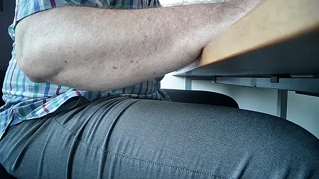 69bezfleku online show from 05-27-26, 06:10
