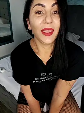 Snapshot of charrlote_love chatting on 02-06-26, 03:08 charrlote love online show from 02-06-26, 03:08