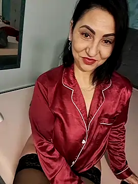 Snapshot of charrlote_love chatting on 03-02-26, 03:19 charrlote love online show from 03-02-26, 03:19