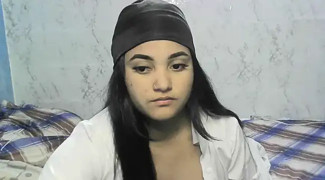 Snapshot of shayna_all chatting on 02-20-25, 08:47 shayna all online show from 02-20-25, 08:47