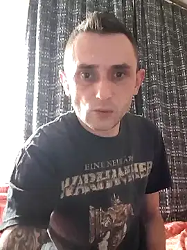 slamyke0 online show from 03-04-25, 07:11