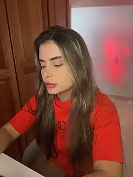 Miss valeriaa online show from 04-15-26, 10:10