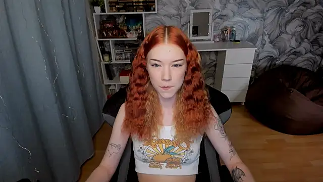 Snapshot of litl_Mia chatting on 09-28-25, 04:25 litl Mia online show from 09-28-25, 04:25