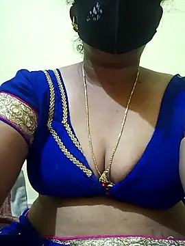 Snapshot of teddy-143 chatting on 11-02-25, 06:35 teddy-143 online show from 11-02-25, 06:35