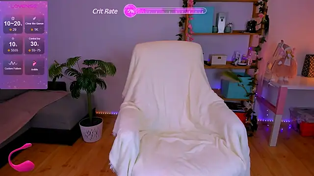 Snapshot of Teylor_Fly chatting on 02-24-25, 06:49 Teylor Fly online show from 02-24-25, 06:49