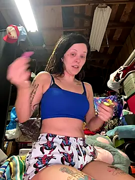 BlaizeyBBy online show from 11-26-25, 03:17