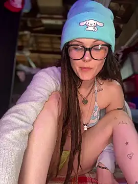 BlaizeyBBy online show from 10-26-25, 10:10