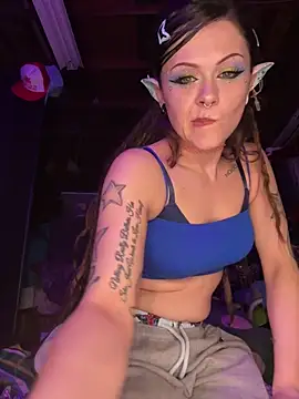 BlaizeyBBy online show from 11-27-25, 01:50