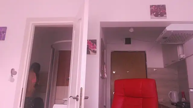 simyhvn online show from 11-18-25, 07:33