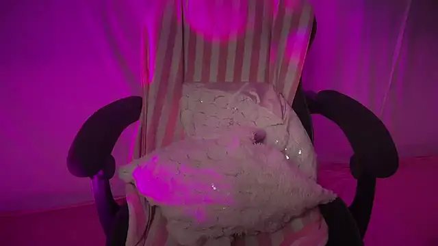 Queen Angelena online show from 11-02-25, 05:07