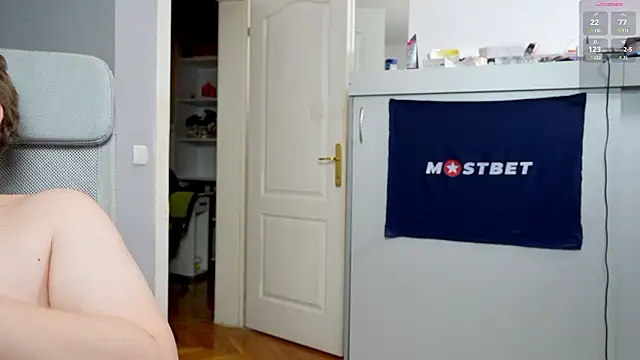 foxeslovefoxes online show from 12-06-24, 02:44