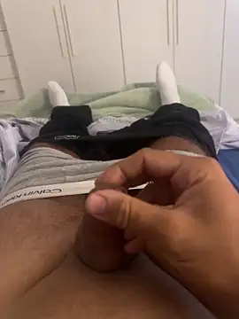 Snapshot of luca0400 chatting on 10-08-25, 09:11 luca0400 online show from 10-08-25, 09:11