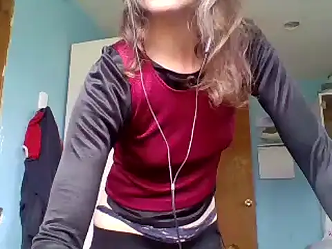 Snapshot of SexyRach75 chatting on 06-17-26, 03:00 SexyRach75 online show from 06-17-26, 03:00