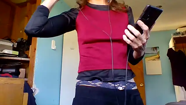 Snapshot of SexyRach75 chatting on 07-29-26, 03:00 SexyRach75 online show from 07-29-26, 03:00