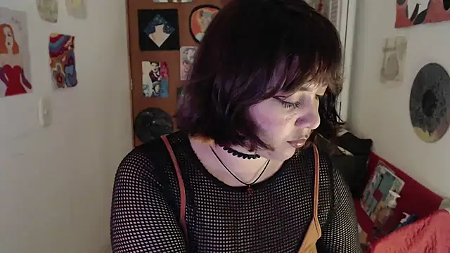 soynanabela28 online show from 10-18-25, 02:35