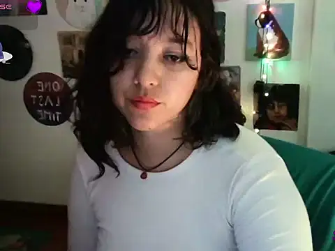 soynanabela28 online show from 03-03-25, 10:42
