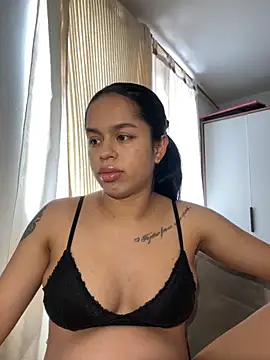 xlovelygirlx online show from 10-09-25, 05:13