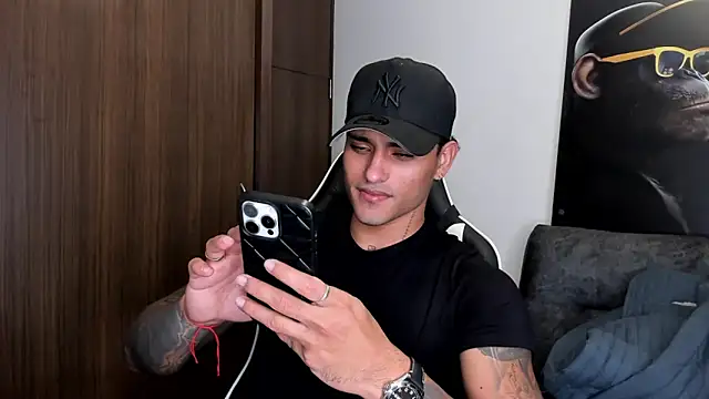 Alessandro Vanni online show from 03-19-25, 07:40