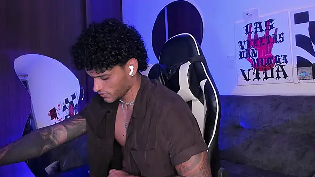 Alessandro Vanni online show from 03-03-26, 02:18