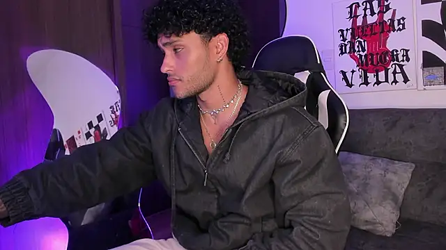 Alessandro Vanni online show from 03-05-26, 10:37