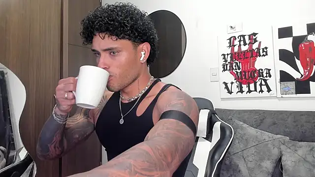 Alessandro Vanni online show from 02-09-26, 03:26