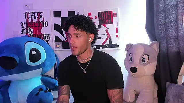 Alessandro Vanni online show from 05-19-26, 01:40
