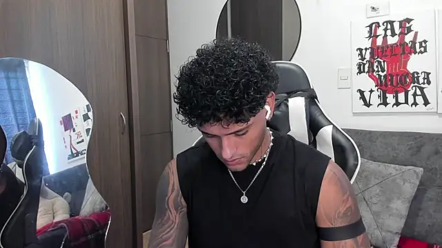 Alessandro Vanni online show from 01-19-26, 02:21