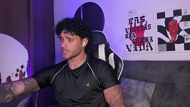 Alessandro Vanni online show from 03-10-26, 02:59