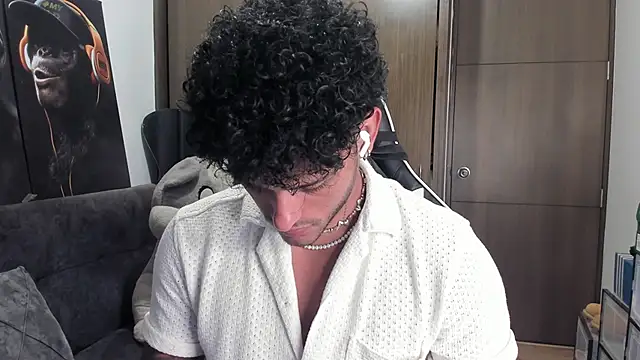 Alessandro Vanni online show from 11-06-25, 01:53