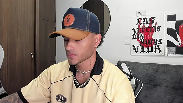 Alessandro Vanni online show from 12-14-25, 02:29